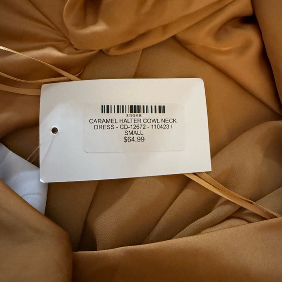 Dress - Picture 2 of 2